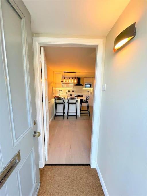 Stylish, Central And Cosy 1Bd Nr Canongate Edinburgh Ngoại thất bức ảnh